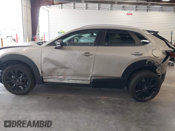 2024 Mazda CX-30 S Select Sport with VIN 3MVDMBBM0RM698491, listed as a IAAI auction lot 42609161 with 21,576 mi miles and . Bid and sale history available at DreamBid. Image 15.