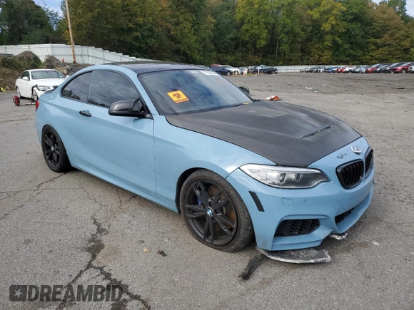 2016 BMW 2 Series M235i xDrive with VIN WBA1J9C53GV696649, listed as a Copart auction lot 71152243 with 0 mi miles. Bid and sale history available at carsss.com. Image 4.