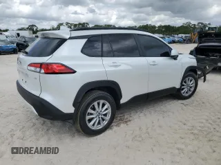 2024 Toyota Corolla Cross LE z VIN 7MUBAAAG9RV110858, wystawiony jako Copart lot #54520675 z przebiegiem 5 727 mil mil oraz Szkoda całkowita • Salvage title. Historia ofert i sprzedaży dostępna na DreamBid. Obrazek 3.