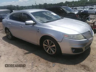 2011 Lincoln MKS z VIN 1LNHL9DR1BG609210, wystawiony jako IAAI lot #42332826 z przebiegiem 219 667 mil mil oraz . Historia ofert i sprzedaży dostępna na DreamBid. Obrazek 1.
