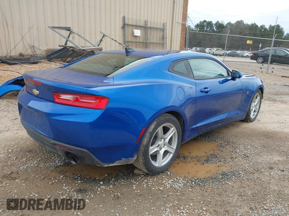 2017 Chevrolet Camaro 1LT z VIN 1G1FB1RX1H0144817, wystawiony jako IAAI lot #41609587 z przebiegiem 44 477 mil mil oraz . Historia ofert i sprzedaży dostępna na DreamBid. Obrazek 4.