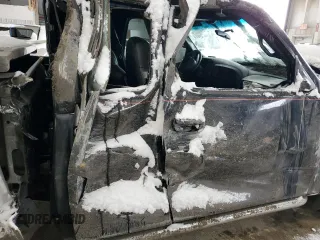2000 Ford F-150 XL z VIN 2FTRX07L6YCB09652, wystawiony jako Copart lot #44827725 z przebiegiem Nie podano mil oraz Szkoda całkowita • Salvage title. Historia ofert i sprzedaży dostępna na DreamBid. Obrazek 10.