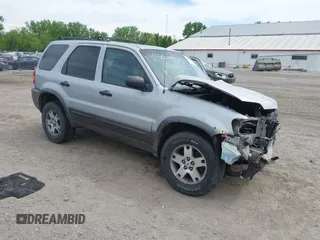 2005 Ford Escape XLT с VIN 1FMYU93125KB21037, выставлен на аукционе IAAI как лот 42256389 с пробегом 173 080 миль миль и . История ставок и продаж доступна на DreamBid. Изображение 1.