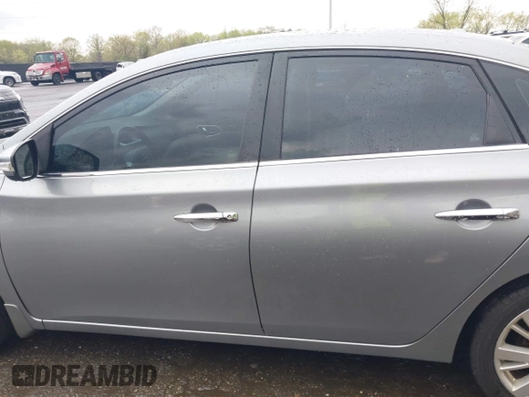 2013 Nissan Sentra S with VIN 3N1AB7AP5DL687071, listed as a IAAI auction lot 42041304 with 172,766 mi miles and . Bid and sale history available at DreamBid. Image 14.