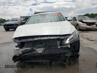 2019 Nissan Altima SV z VIN 1N4BL4DV8KC115689, wystawiony jako Copart lot #56781215 z przebiegiem 39 049 mil mil oraz Szkoda całkowita • Salvage title. Historia ofert i sprzedaży dostępna na DreamBid. Obrazek 5.