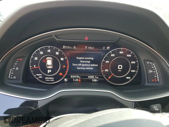 2017 Audi Q7 Prestige with VIN WA1VAAF75HD016562, listed as a Copart auction lot 62058235 with 63,419 mi miles and Salvage title. Bid and sale history available at DreamBid. Image 9.