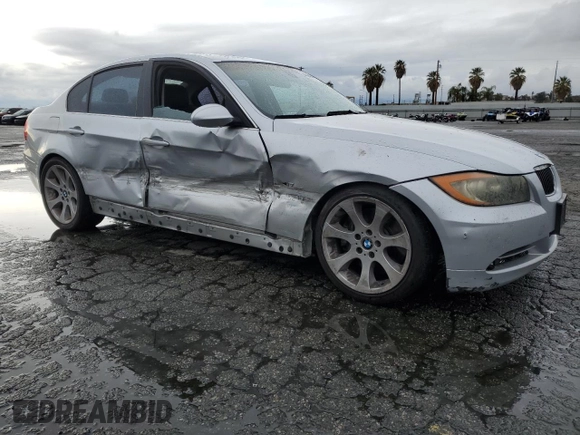 2007 BMW 3 Series 335i with VIN WBAVB73527KY60722, listed as a Copart auction lot 48382075 with 164,453 mi miles and Salvage Title. Bid and sale history available at carsss.com. Image 4.