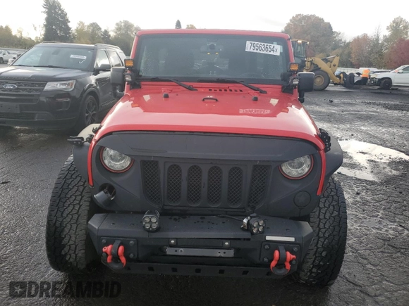 2018 Jeep Wrangler JK Unlimited Sahara with VIN 1C4HJWEG2JL923346, listed as a Copart auction lot 79563654 with 88,432 mi miles and Salvage Title. Bid and sale history available at carsss.com. Image 5.