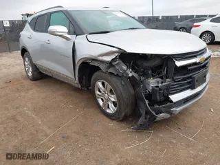 2019 Chevrolet Blazer with VIN 3GNKBBRA7KS643152, listed as a IAAI auction lot 41510933 with 73,252 mi miles. Bid and sale history available at carsss.com. Image 6.