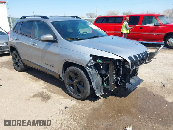 2016 Jeep Cherokee Latitude with VIN 1C4PJLCB2GW185637, listed as a IAAI auction lot 41894019 with 87,888 mi miles and . Bid and sale history available at DreamBid. Image 1.