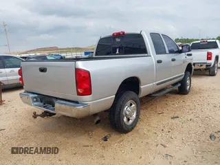 2007 Dodge Ram 2500 SLT with VIN 3D7KS28C67G740421, listed as a IAAI auction lot 42108076 with 402,925 mi miles. Bid and sale history available at carsss.com. Image 4.