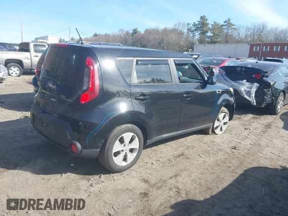 2014 Kia Soul with VIN KNDJN2A26E7723304, listed as a IAAI auction lot 41742670 with 96,958 mi miles. Bid and sale history available at carsss.com. Image 4.