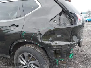 2016 Nissan Rogue SV with VIN 5N1AT2MV0GC856643, listed as a IAAI auction lot 41887299 with 174,382 mi miles. Bid and sale history available at carsss.com. Image 6.