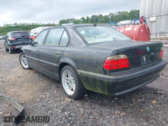 2001 BMW 7 Series 740iL with VIN WBAGH83411DP28499, listed as a IAAI auction lot 42278492 with Not provided miles and . Bid and sale history available at DreamBid. Image 3.