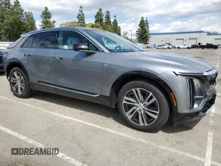 2024 Cadillac LYRIQ Luxury z VIN 1GYKPRRK6RZ104038, wystawiony jako Copart lot #51623145 z przebiegiem Nie podano mil oraz Szkody całkowita. Historia ofert i sprzedaży dostępna na DreamBid. Obrazek 4.