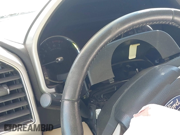 2020 Ford F-250 XL z VIN 1FT7W2B66LEC42311, wystawiony jako IAAI lot #41262022 z przebiegiem Nie podano mil oraz . Historia ofert i sprzedaży dostępna na DreamBid. Obrazek 14.