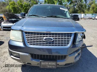 2004 Ford Expedition Special Service with VIN 1FMPU15L14LB12706, listed as a Copart auction lot 49137855 with 118,306 mi miles and Salvage Title. Bid and sale history available at carsss.com. Image 5.