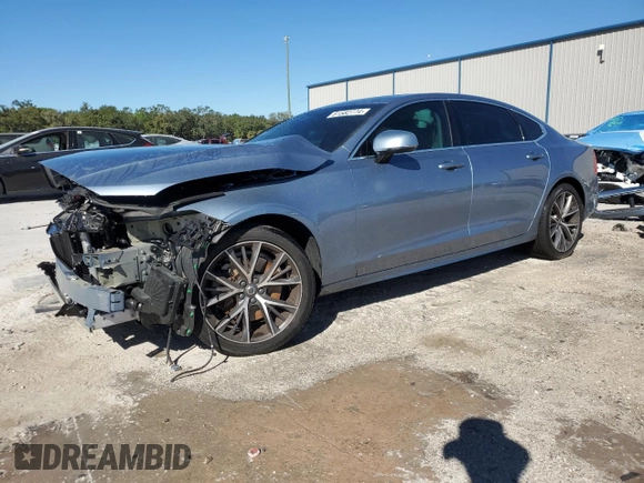 2020 Volvo S90 Momentum z VIN LVYA22MK1LP161953, wystawiony jako Copart lot #81582774 z przebiegiem 26 764 mil mil oraz Nie do naprawy • Non repairable. Historia ofert i sprzedaży dostępna na DreamBid. Obrazek 1.