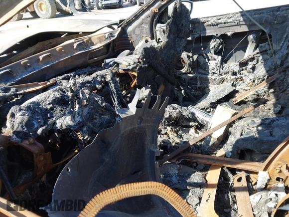 2012 Hyundai Sonata Limited with VIN 5NPEC4AB6CH421913, listed as a IAAI auction lot 40550972 with Not Provided miles and . Bid and sale history available at DreamBid. Image 5.