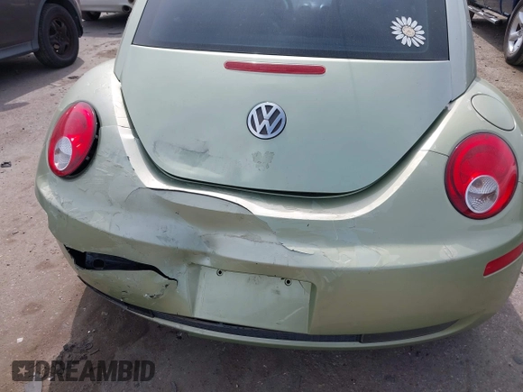 2007 Volkswagen Beetle с VIN 3VWRW31C07M518758, выставлен на аукционе IAAI как лот 42072875 с пробегом 85 096 миль миль и . История ставок и продаж доступна на DreamBid. Изображение 6.