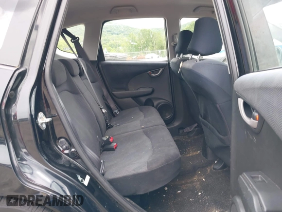 2009 Honda Fit Sport с VIN JHMGE88459S068865, выставлен на аукционе IAAI как лот 42351113 с пробегом 153 884 миль миль и . История ставок и продаж доступна на DreamBid. Изображение 8.