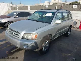 2007 Toyota Highlander with VIN JTEGD21A070165381, listed as a IAAI auction lot 41402061 with 157,091 mi miles. Bid and sale history available at carsss.com. Image 17.