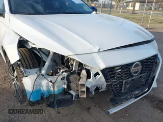 2022 Nissan Altima SR z VIN 1N4BL4CV3NN362578, wystawiony jako IAAI lot #41692324 z przebiegiem 31 877 mil mil oraz . Historia ofert i sprzedaży dostępna na DreamBid. Obrazek 6.