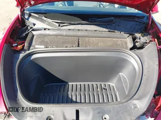 2024 Tesla Model Y z VIN 7SAYGDED4RF161518, wystawiony jako IAAI lot #41682252 z przebiegiem 6 844 mil mil oraz . Historia ofert i sprzedaży dostępna na DreamBid. Obrazek 10.