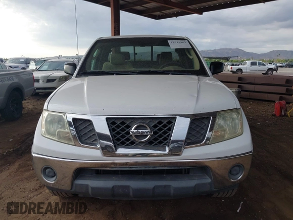 2011 Nissan Frontier S z VIN 1N6BD0CT0BC429043, wystawiony jako IAAI lot #42725862 z przebiegiem 237 689 mil mil oraz . Historia ofert i sprzedaży dostępna na DreamBid. Obrazek 6.