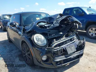 2016 MINI Hardtop S with VIN WMWXP7C51G3B49102, listed as a IAAI auction lot 42443771 with 97,626 mi miles and . Bid and sale history available at DreamBid. Image 1.