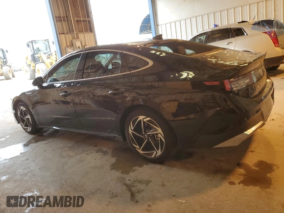 2024 Hyundai Sonata SEL z VIN KMHL14JA3RA380799, wystawiony jako Copart lot #51911125 z przebiegiem 16 894 mil mil oraz Szkoda całkowita • Salvage title. Historia ofert i sprzedaży dostępna na DreamBid. Obrazek 2.