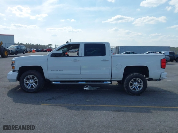 2015 Chevrolet Silverado 1500 LT with VIN 3GCUKREC9FG190338, listed as a IAAI auction lot 41793915 with 116,558 mi miles. Bid and sale history available at carsss.com. Image 14.