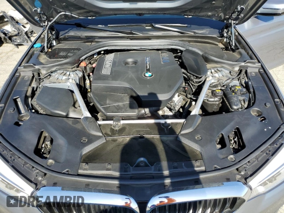 2019 BMW 5 Series 530i z VIN WBAJA5C59KBX87315, wystawiony jako Copart lot #58431155 z przebiegiem 21 667 mil mil oraz Szkoda całkowita • Salvage title. Historia ofert i sprzedaży dostępna na DreamBid. Obrazek 11.