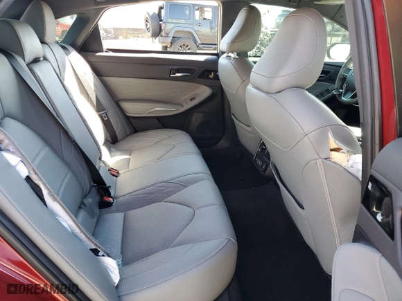 2019 Toyota Avalon XLE with VIN 4T1BZ1FB8KU036586, listed as a Copart auction lot 48305565 with 50,964 mi miles and Salvage Title. Bid and sale history available at carsss.com. Image 10.