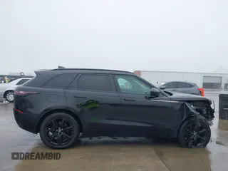 2020 Land Rover Range Rover Velar R-Dynamic S z VIN SALYK2EX5LA242529, wystawiony jako IAAI lot #41453257 z przebiegiem 72 442 mil mil oraz . Historia ofert i sprzedaży dostępna na DreamBid. Obrazek 14.