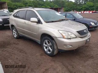 2004 Lexus RX 330 z VIN JTJGA31U040003661, wystawiony jako IAAI lot #42262188 z przebiegiem 246 930 mil mil oraz . Historia ofert i sprzedaży dostępna na DreamBid. Obrazek 1.