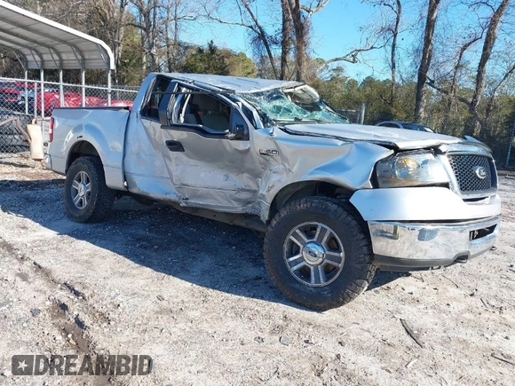 2007 Ford F-150 XLT with VIN 1FTPX14V87FA32806, listed as a IAAI auction lot 41618372 with 265,244 mi miles. Bid and sale history available at carsss.com. Image 1.