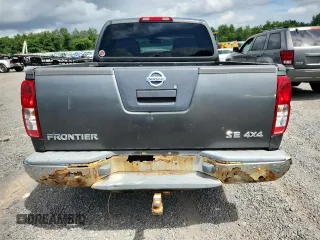 2006 Nissan Frontier LE z VIN 1N6AD07W96C402929, wystawiony jako Copart lot #63877945 z przebiegiem 170 375 mil mil oraz Czysty tytuł • Clean title. Historia ofert i sprzedaży dostępna na DreamBid. Obrazek 6.