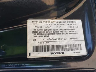 1998 Volvo V70 GLT with VIN YV1LW5676W2400102, listed as a IAAI auction lot 42654549 with 121,159 mi miles and . Bid and sale history available at DreamBid. Image 9.