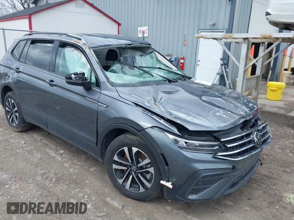 2024 Volkswagen Tiguan S with VIN 3VVFB7AX5RM188177, listed as a IAAI auction lot 41865699 with 7,823 mi miles and . Bid and sale history available at DreamBid. Image 6.