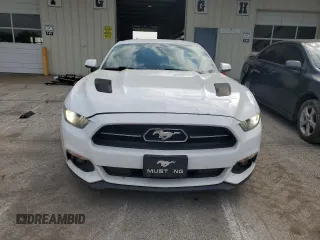 2015 Ford Mustang GT z VIN 1FA6P8CF0F5404972, wystawiony jako Copart lot #55903375 z przebiegiem 39 414 mil mil oraz Szkody całkowita. Historia ofert i sprzedaży dostępna na DreamBid. Obrazek 5.