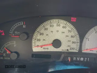 2000 Ford F-150 XL z VIN 2FTRX07L9YCA98355, wystawiony jako IAAI lot #42123587 z przebiegiem 191 000 mil mil oraz . Historia ofert i sprzedaży dostępna na DreamBid. Obrazek 7.