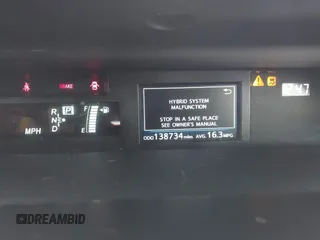 2017 Toyota Prius Two z VIN JTDZN3EU3HJ058034, wystawiony jako IAAI lot #42183180 z przebiegiem 138 734 mil mil oraz . Historia ofert i sprzedaży dostępna na DreamBid. Obrazek 7.