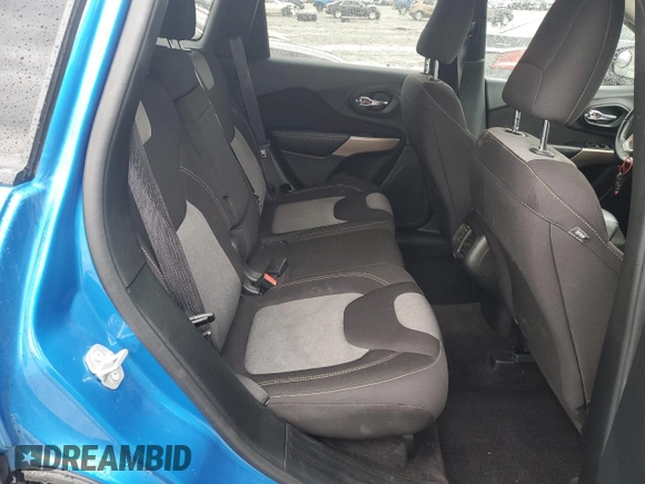 2017 Jeep Cherokee Altitude z VIN 1C4PJMASXHW657724, wystawiony jako Copart lot #50106485 z przebiegiem 81 085 mil mil oraz Szkoda całkowita • Salvage title. Historia ofert i sprzedaży dostępna na DreamBid. Obrazek 10.