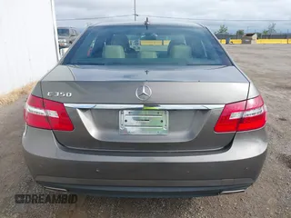 2010 Mercedes-Benz E with VIN WDDHF5GB2AA115447, listed as a IAAI auction lot 42068721 with 133,081 mi miles. Bid and sale history available at carsss.com. Image 16.