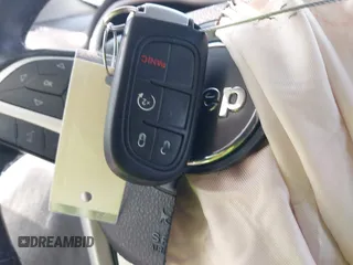 2016 Jeep Cherokee Limited z VIN 1C4PJLDB1GW272654, wystawiony jako IAAI lot #41793549 z przebiegiem Nie podano mil oraz . Historia ofert i sprzedaży dostępna na DreamBid. Obrazek 11.