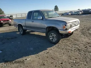 1997 Toyota T100 SR5 with VIN JT4UN24D6V0037539, listed as a Copart auction lot 42195245 with 364,681 mi miles and Salvage Title. Bid and sale history available at DreamBid. Image 11.