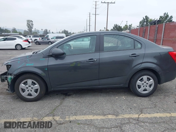 2016 Chevrolet Sonic LS с VIN 1G1JA5SG4G4127564, выставлен на аукционе IAAI как лот 41883847 с пробегом 55 433 миль миль и . История ставок и продаж доступна на DreamBid. Изображение 13.
