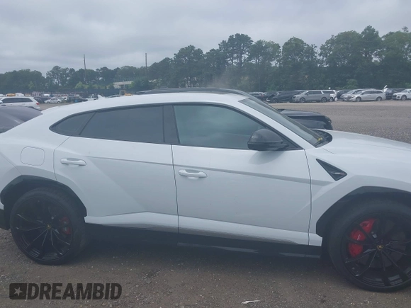 2020 Lamborghini Urus z VIN ZPBUA1ZL9LLA10233, wystawiony jako IAAI lot #39731921 z przebiegiem 41 071 mil mil oraz . Historia ofert i sprzedaży dostępna na DreamBid. Obrazek 13.