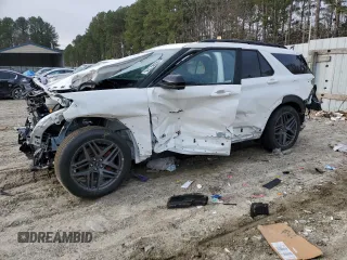 2025 Ford Explorer ST with VIN 1FMWK8GC9SGA25858, listed as a Copart auction lot 86592124 with 6,735 mi miles and Salvage Title. Bid and sale history available at carsss.com. Image 1.
